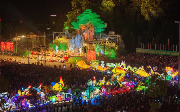 Tuyen Quang Mid-Autumn Festival 2026: Giant Lantern Guide